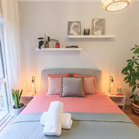 Enjoy Bonfim Central 2Br Renovated Apartment By Lovelystay Porto Exterior photo
